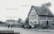 Village 1897, Totternhoe