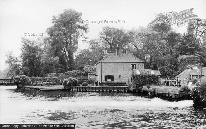 Photo of Totton, Testwood Salmon Pool c.1955