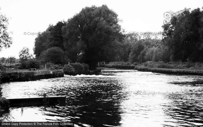Photo of Totton, Testwood Salmon Pool c.1960