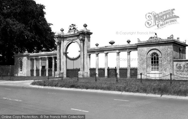 Photo of Towcester, Park Hall Gates c.1955