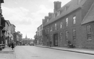Watling Street And Saracens Head Hotel c.1955, Towcester