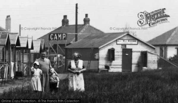 Photo of Towyn, Family At Whitby's Camp 1936