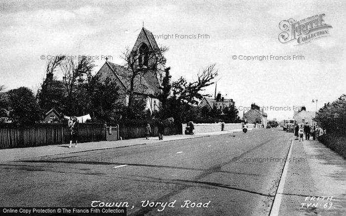 Photo of Towyn, Foryd Road c.1955