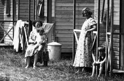 Mothers And Children At Whitby's Camp 1936, Towyn