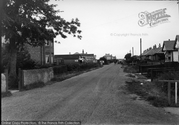 Photo of Towyn, Sandbank Road c1936