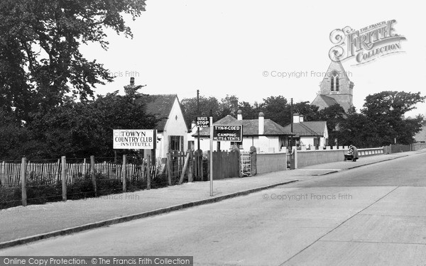 Photo of Towyn, The Village c.1936