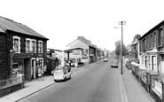 Trealaw, Brithweunydd Road c1965
