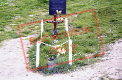 John Betjeman's Grave, St Endoc 1985, Trebetherick