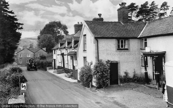 Photo of Trefeglwys, The Village c.1955