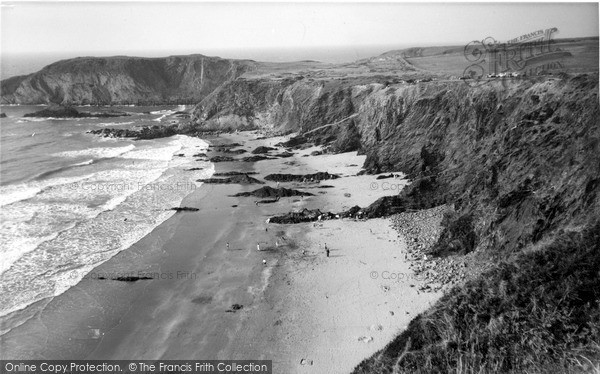 Photo of Trefin, Treathllyn Beach c.1955