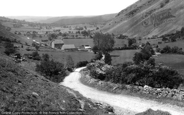 Photo of Tregaron, The Foot Of The Pass 1933