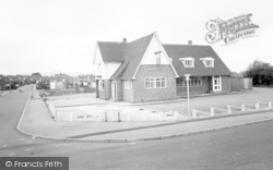 The Bridge Inn, Wombridge c.1965, Trench
