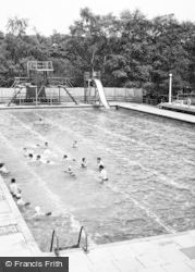 Park Swimming Pool c.1955, Trentham