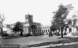 The Hall 1900, Trentham