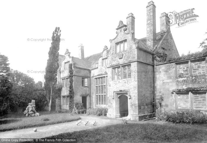 Photo of Trerice Manor, 1912