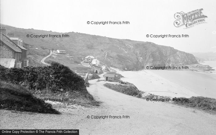 Photo of Tresaith, Shore Road c.1935