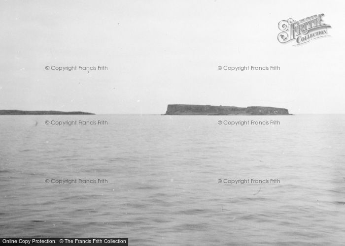 Photo of Treshnish Isles, 1955