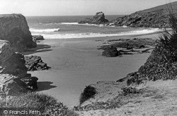 The Sands And Rocks c.1955, Trevone