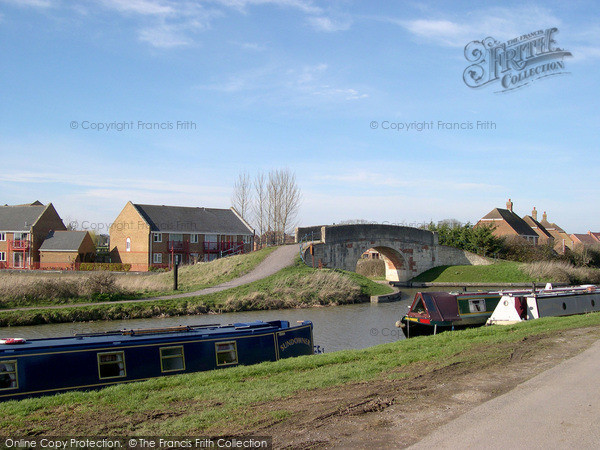 Photo of Trowbridge, Hilperton Marina 2004