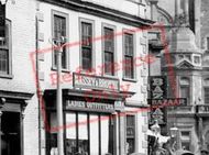 Massey And Browne 1900, Trowbridge