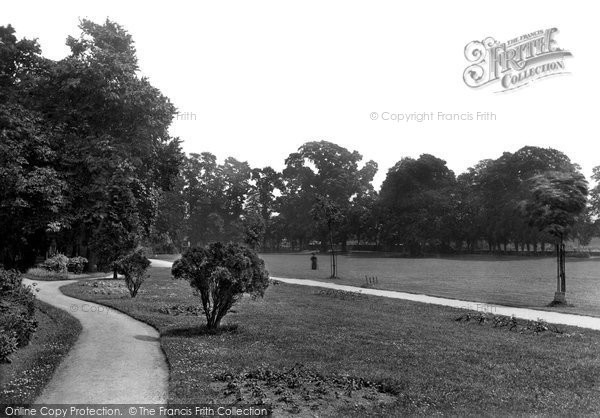 Photo of Trowbridge, People's Park 1907