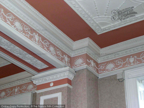 Photo of Trowbridge, Plasterwork In Lloyds Bank 2004