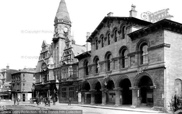 Photo of Trowbridge, Town Hall and Market House 1907