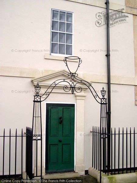 Photo of Trowbridge, Trompe L'oeil 2004