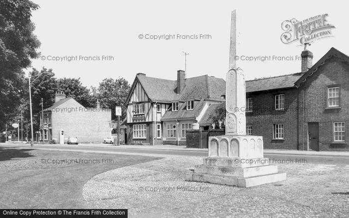 Photo of Trumpington, War Memorial c.1960