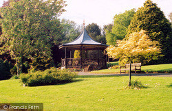 Bandstand, Victoria Gardens 2004, Truro