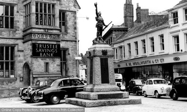 Photo of Truro, The Memorial c.1960