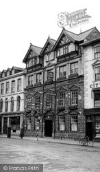 The Red Lion Hotel c.1955, Truro