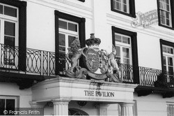 Coat Of Arms, Former Royal Sussex Hotel 2004, Tunbridge Wells
