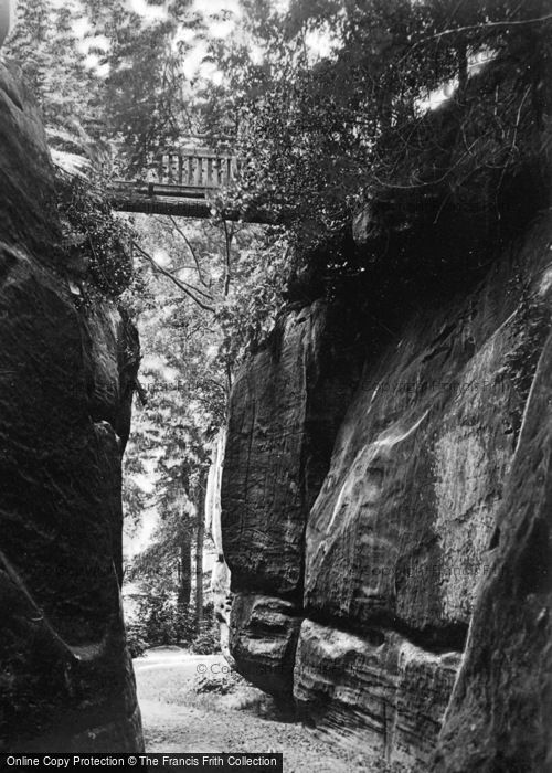 Photo of Tunbridge Wells, The High Rocks c.1925