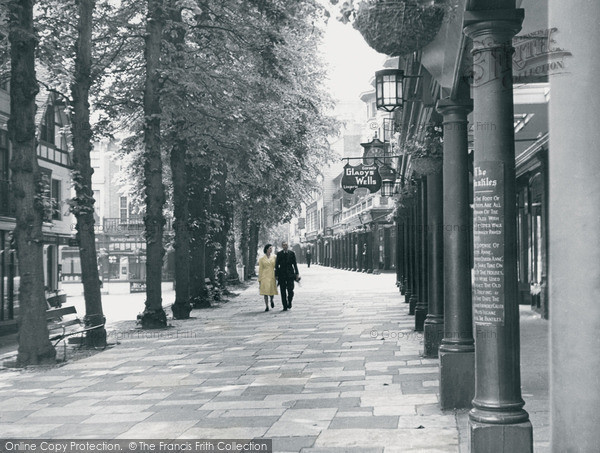 Photo of Tunbridge Wells, The Pantiles c.1955