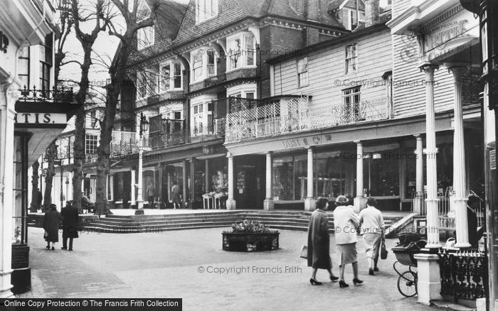 Photo of Tunbridge Wells, The Pantiles c.1955
