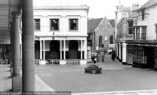 Photo of Tunbridge Wells, The Pantiles c.1960