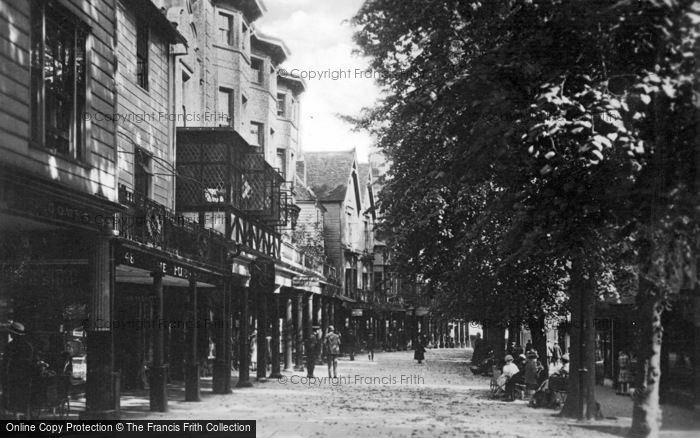 Photo of Tunbridge Wells, The Pantiles From The Pump Room c.1925