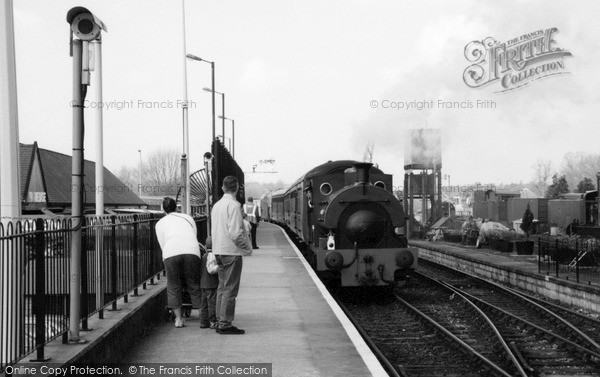 Photo of Tunbridge Wells, The Spa Valley Railway, Old West Station 2004