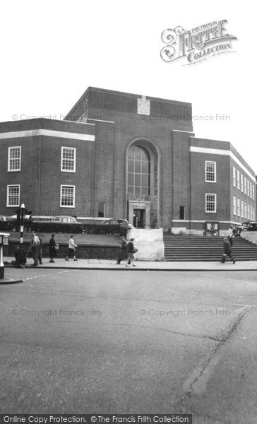 Photo of Tunbridge Wells, Town Hall c.1960