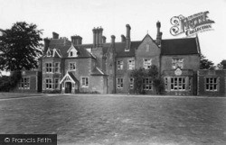 Fen Place c.1955, Turners Hill