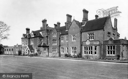 Fen Place c.1965, Turners Hill