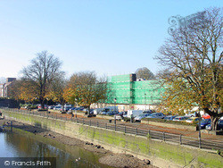 Demolition Of The Old Municipal Swimming Baths 2005, Twickenham