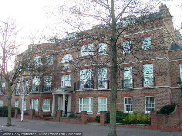 Photo of Twickenham, St George's House, Crown Road 2005