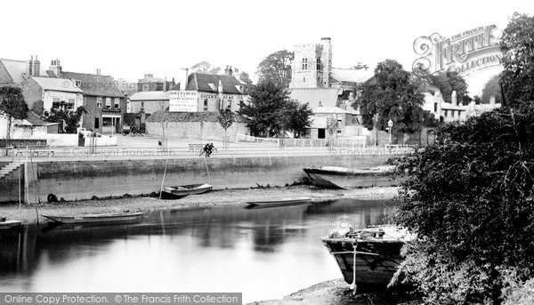 Photo of Twickenham, The Queen's Head Inn 1890