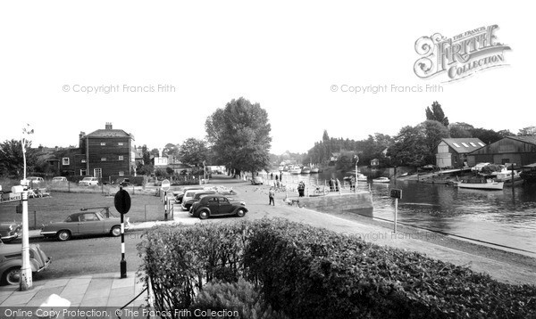 Photo of Twickenham, The Riverside c.1965