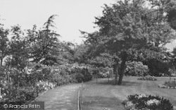 York House Gardens c.1955, Twickenham