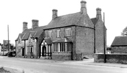 Curzon Arms Hotel c.1955, Twycross