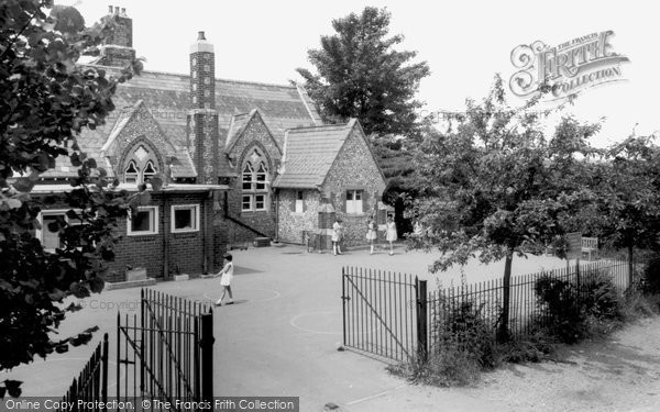 Photo of Twyford, Church Of England School c.1965