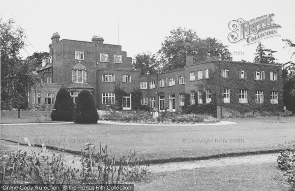 Photo of Twyford, Grove Hall c.1950